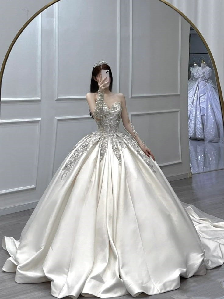 Romantic Wedding Gown Bridal Dress Ball Gown Sweetheart Wedding Dress White Lace Wedding Dresses Modest Wedding Gowns DH1776