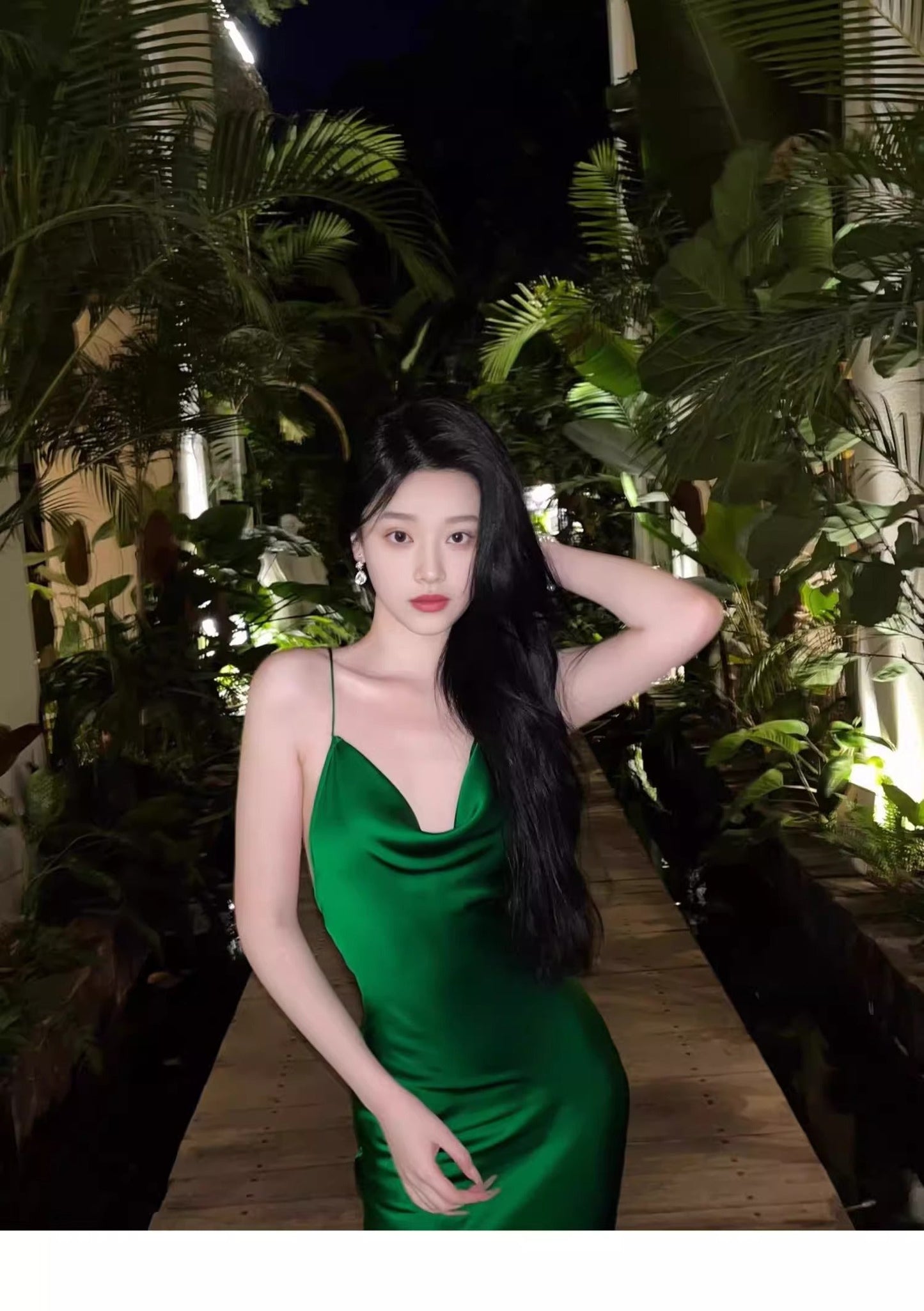 Sexy Sheath Spaghetti Straps Green Backless Satin Long Prom Dresses Party Dress 20th Birthday Outfits Graduation Dresses DH1886