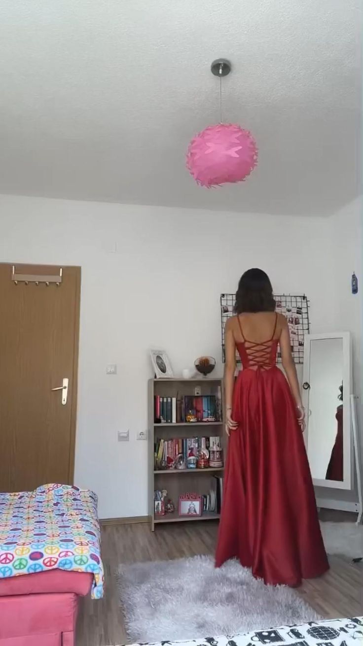 Elegant A Line Spaghetti Straps Burgundy Satin Sleeveless Long Evening Party Gowns Evening Dress Special Formal Dresses Prom Dress DH216