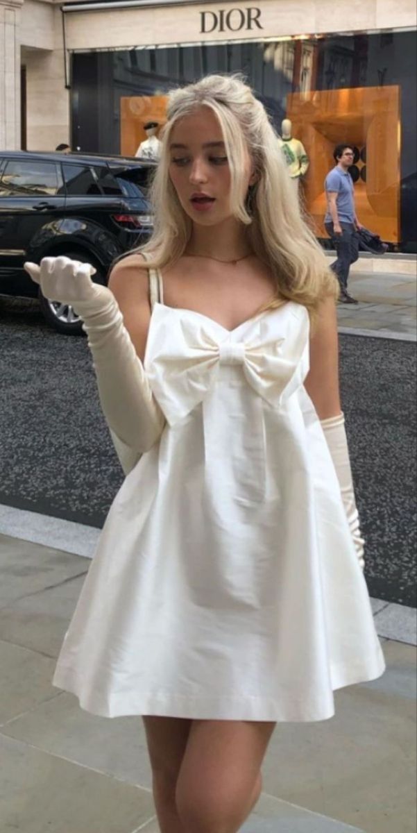 Pretty A line Spaghetti Straps White Formal Homecoming Dresses Short 21st Birthday Outfits Graduation Dress Mini Cocktail Dresses DH2281