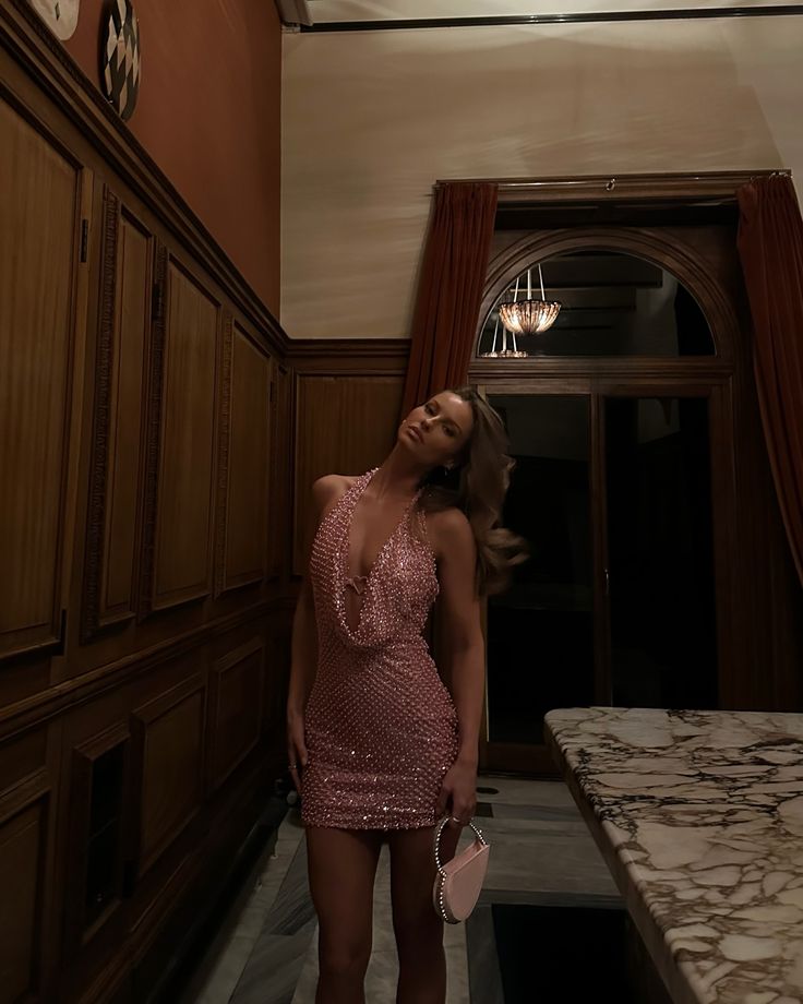 Modest Sheath Halter Tight Pink Sequin Formal Homecoming Dresses 18th Birthday Outfits Graduation Dress Short Mini Hoco Dresses DH2527