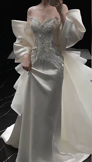 Unique Strapless Sheath Satin Train Wedding Dress Glamour Embroidery Bridal Gown DH2686