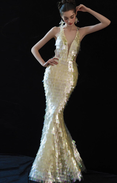 Chic Yellow Mermaid Evening Gowns V Neck Formal Dress Modest Sequin Sleeveless Long Prom Dresses DH2698