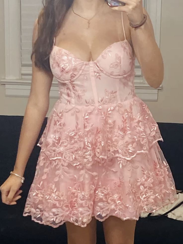 Fancy A line Spaghetti Straps Light Pink Lace Formal Homecoming Dresses High School Graduation Dress Short Night Fashion Hoco Dresses DH2701