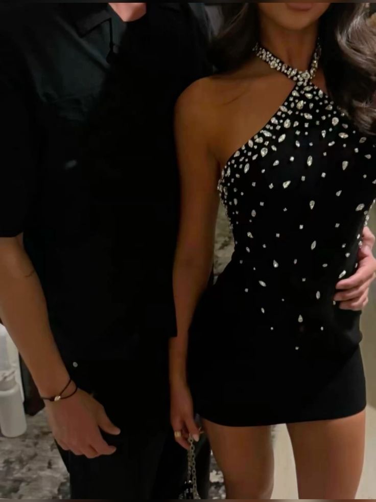 Sparkly Sheath Halter Black Silver Beads Short Tight Formal Homecoming Dresses Night Chic Elegant Short Dresses Party Dress 18th Birthday Outfits Hoco Dresses DH2705