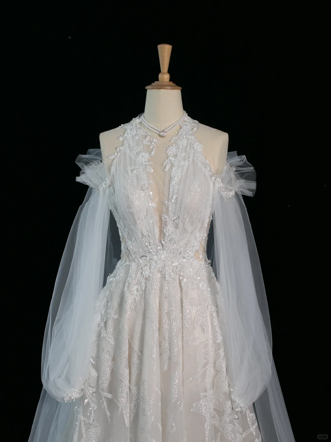 Pretty Wedding Dress A line Scoop Neck Long Sleeves Tulle Lace Vintage Wedding Dresses Bridal Gowns Brides Gown DH366