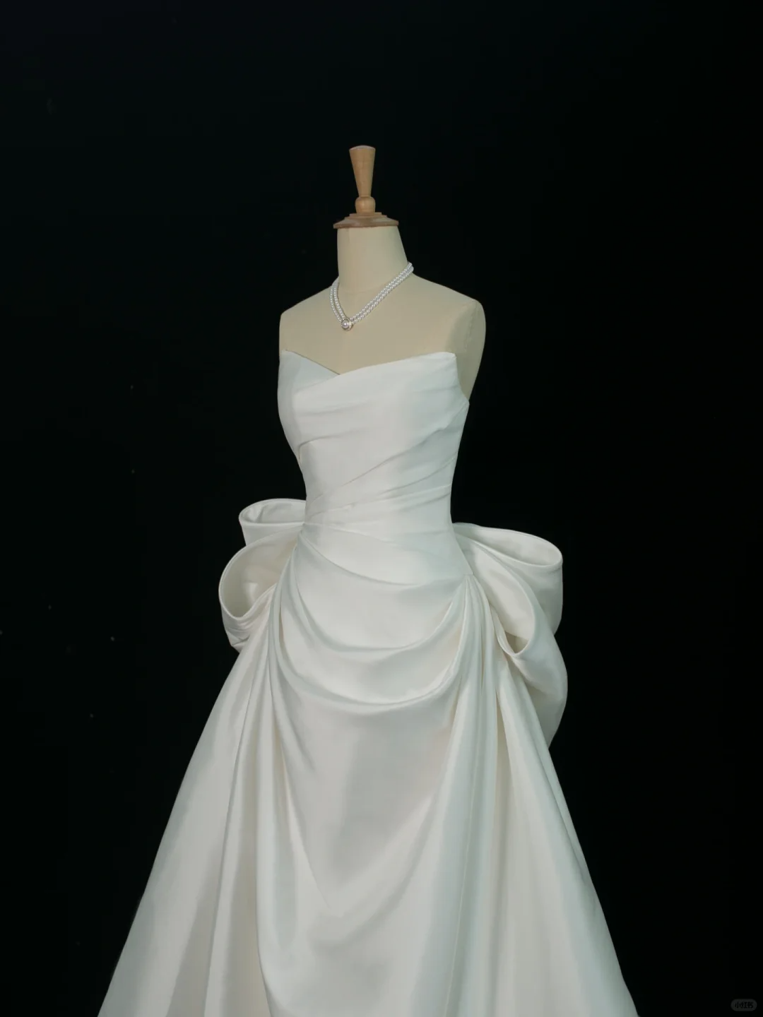 Elegant Wedding Dress Ball Gown Sweetheart Sleeveless White Satin Summer Long Wedding Dresses Bride Dress Bridal Gowns DH376