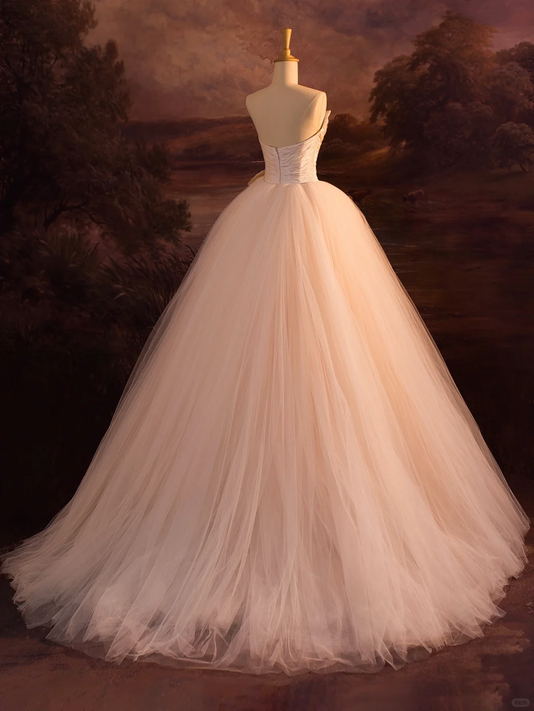 Elegant Wedding Dress Ball Gown Sweetheart Sleeveless Tulle Long Wedding Dresses Bride Dress Bridal Gowns DH408