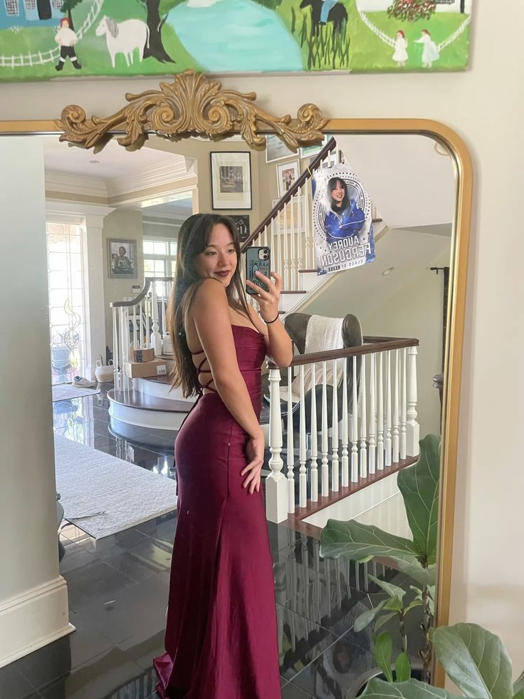 Elegant Mermaid Spaghetti Straps Burgundy Satin Long Prom Dresses Party Dress Summer 20th Birthday Outfits 18th Birthday Dresses DH473