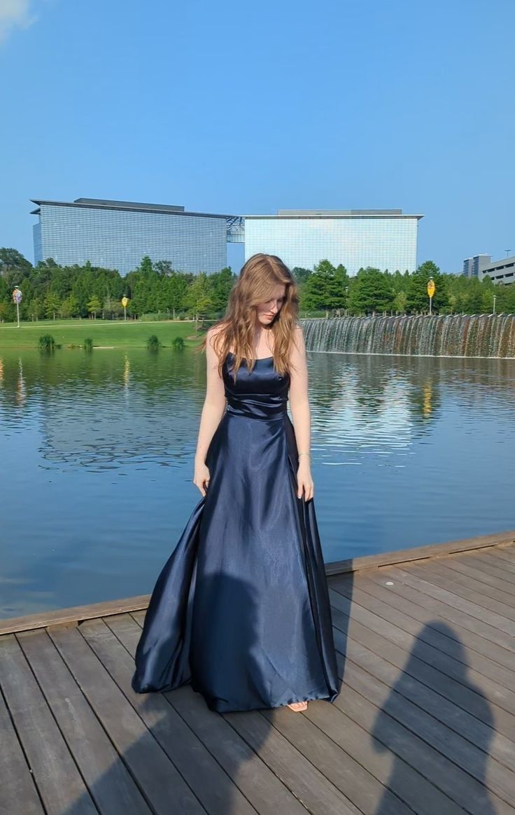 Elegant A Line Spaghetti Straps Navy Blue Satin Long Prom Dresses Party Dress Summer 20th Birthday Outfits 18th Birthday Dresses DH487