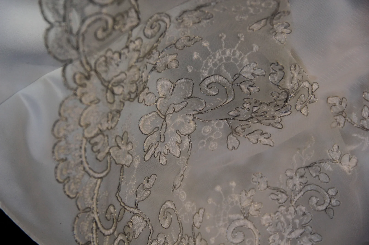 Vintage Wedding Dress 1970s Mermaid V Neck White Lace Long Wedding Dresses Bridal Gowns Elegant Brides Gown DH578