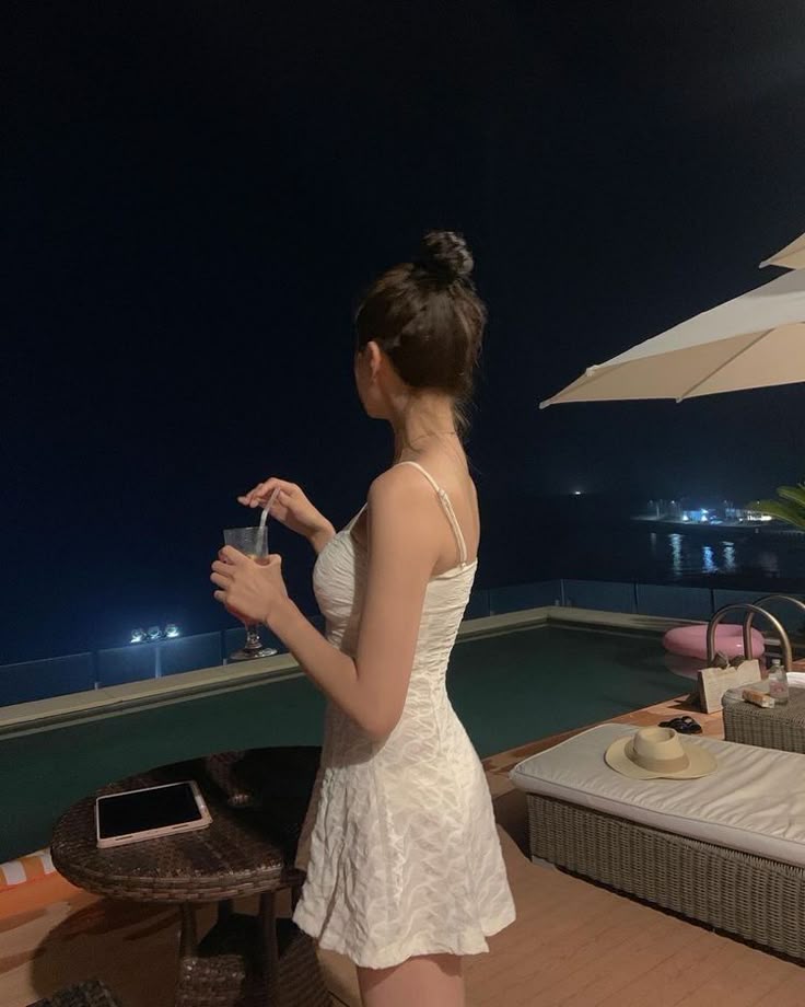 Pretty A Line Spaghetti Straps Lace White Short Mini Formal 8th Grade Homecoming Dresses Summer Middle School Hoco Dress Homecoming Outfits DH688