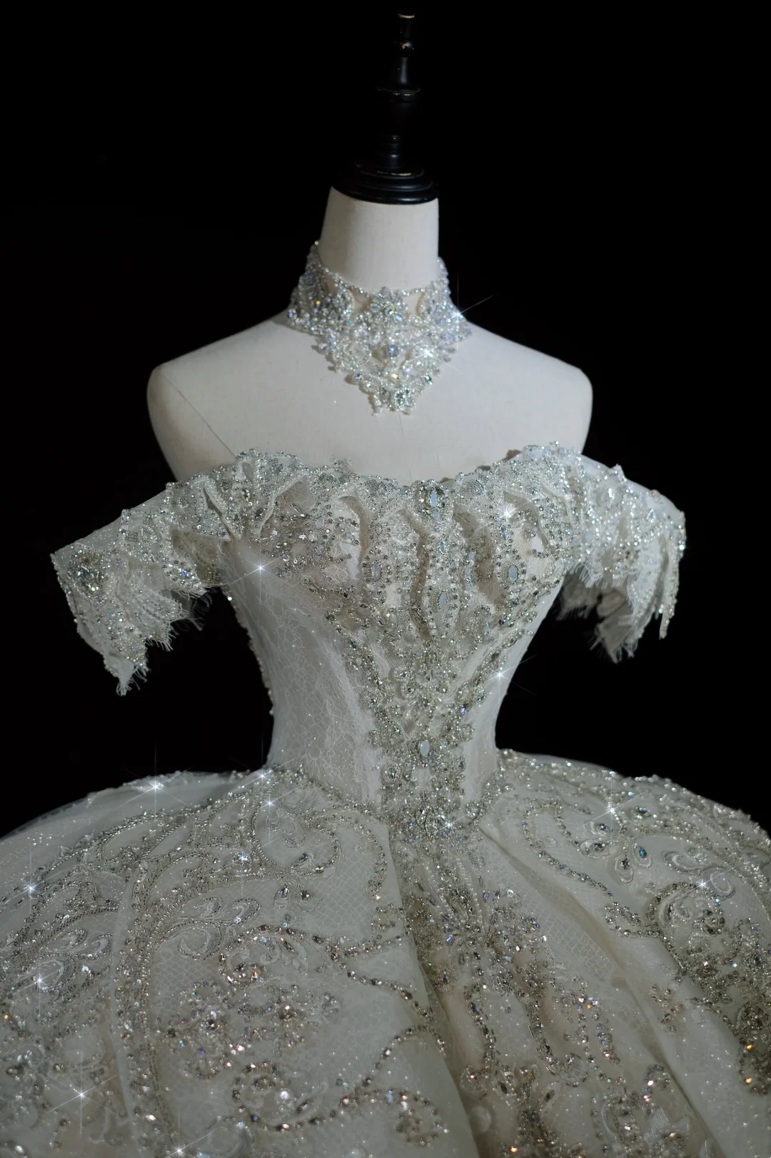 Timeless Bridal Gown Ball Gown Off The Shoulder Sequin Long Wedding Dresses Elegant Brides Gowns DH735