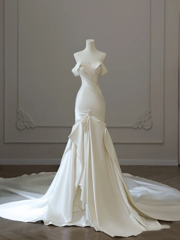 Unique Bridal Gown Mermaid Off The Shoulder Satin Short Sleeves Pleated Wedding Dresses Modest Bridal Gowns DH932