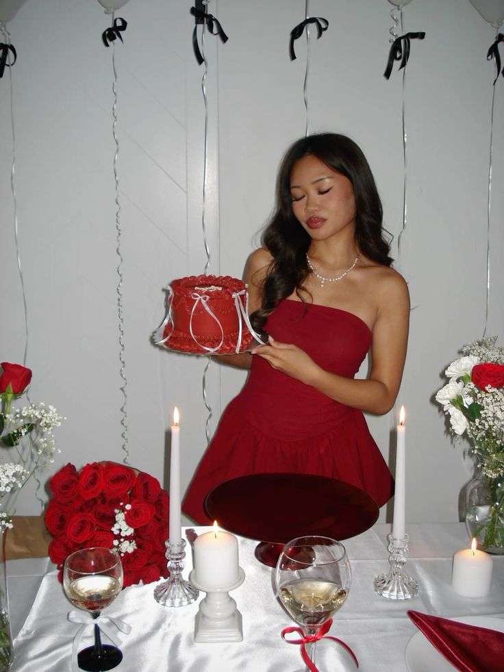 Pretty A Line Strapless Red Satin Short Formal 8th Grade Homecoming Dresses Summer Middle School Hoco Dress 18th Birthday Outfits DH972