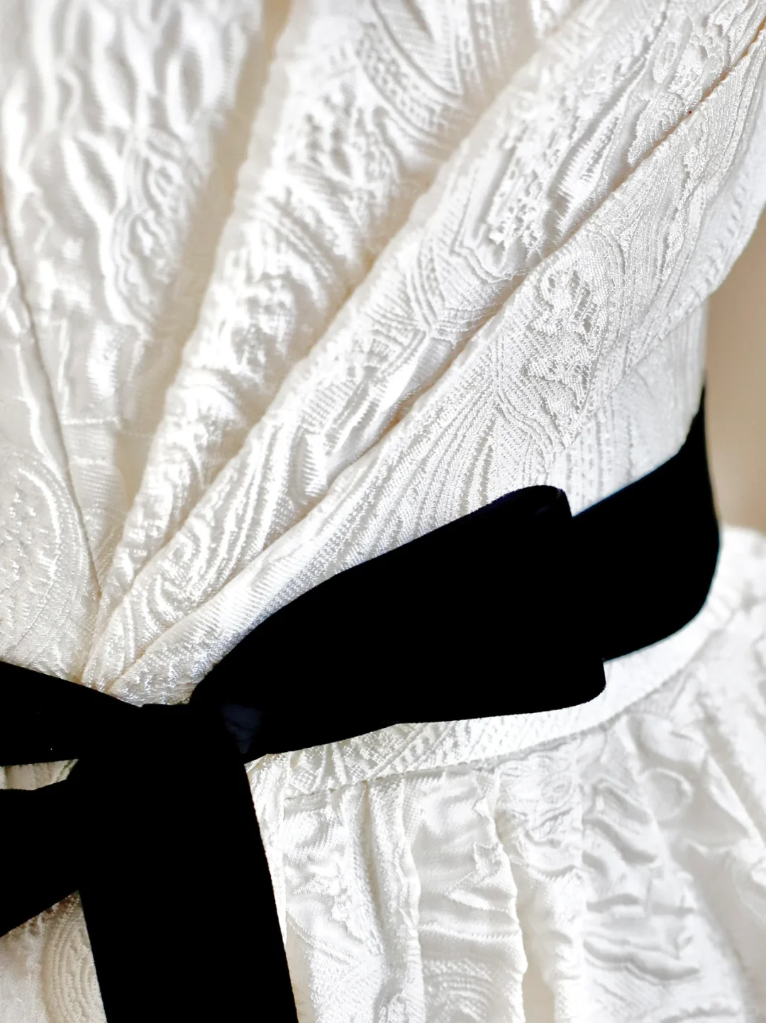 Ethereal Wedding Dress Ball Gown Off The Shoulder Satin White Wedding Dresses Bridal Gowns DP1636