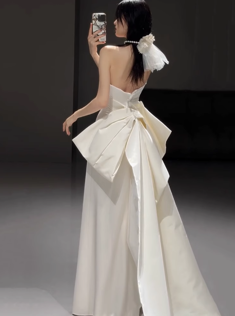 Classic Bridal Gown Mermaid Sweetheart Satin White Wedding Dresses Minimalist Bridal Gowns DP1651