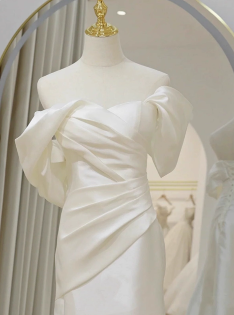 Classic Bridal Gown Mermaid Off The Shoulder Satin White Wedding Dresses Minimalist Bridal Gowns DP1654