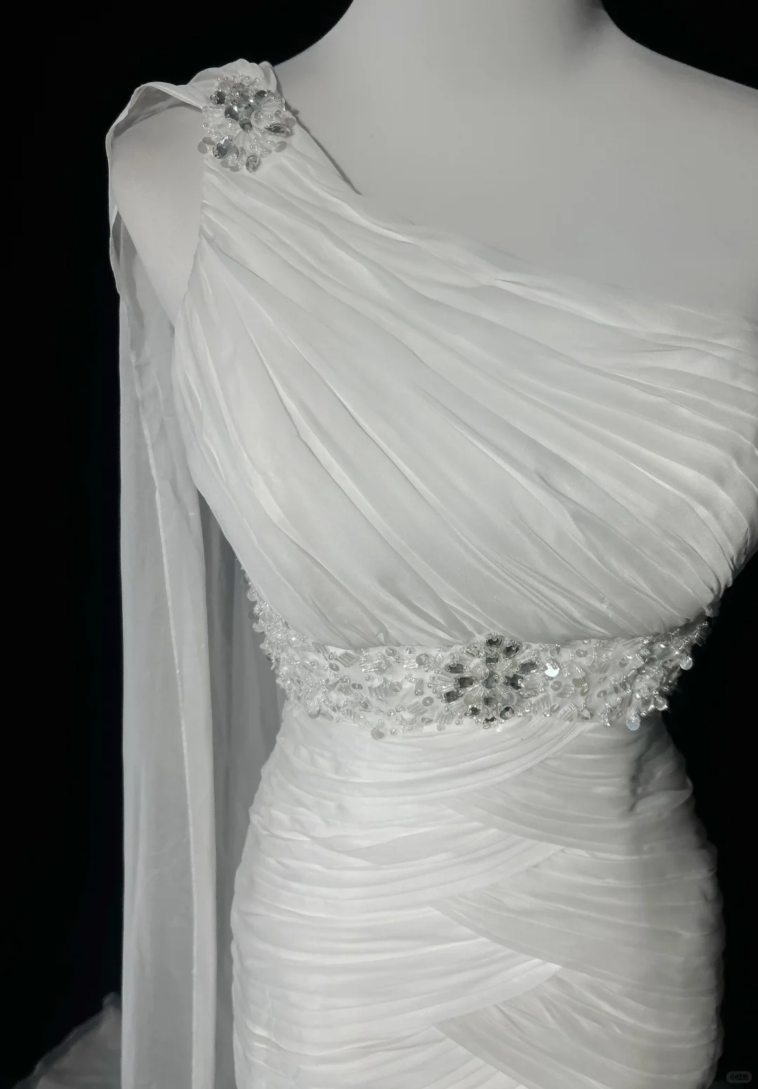 Vintage Bridal Gown Mermaid One Shoulder White Long Wedding Dresses Minimalist Bridal Gowns DP1838