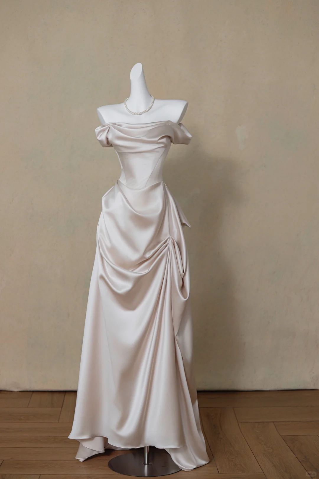 Pretty Wedding Dress A line Off The Shoulder Short Sleeves Satin Long Wedding Dresses Brides Gowns DP1876