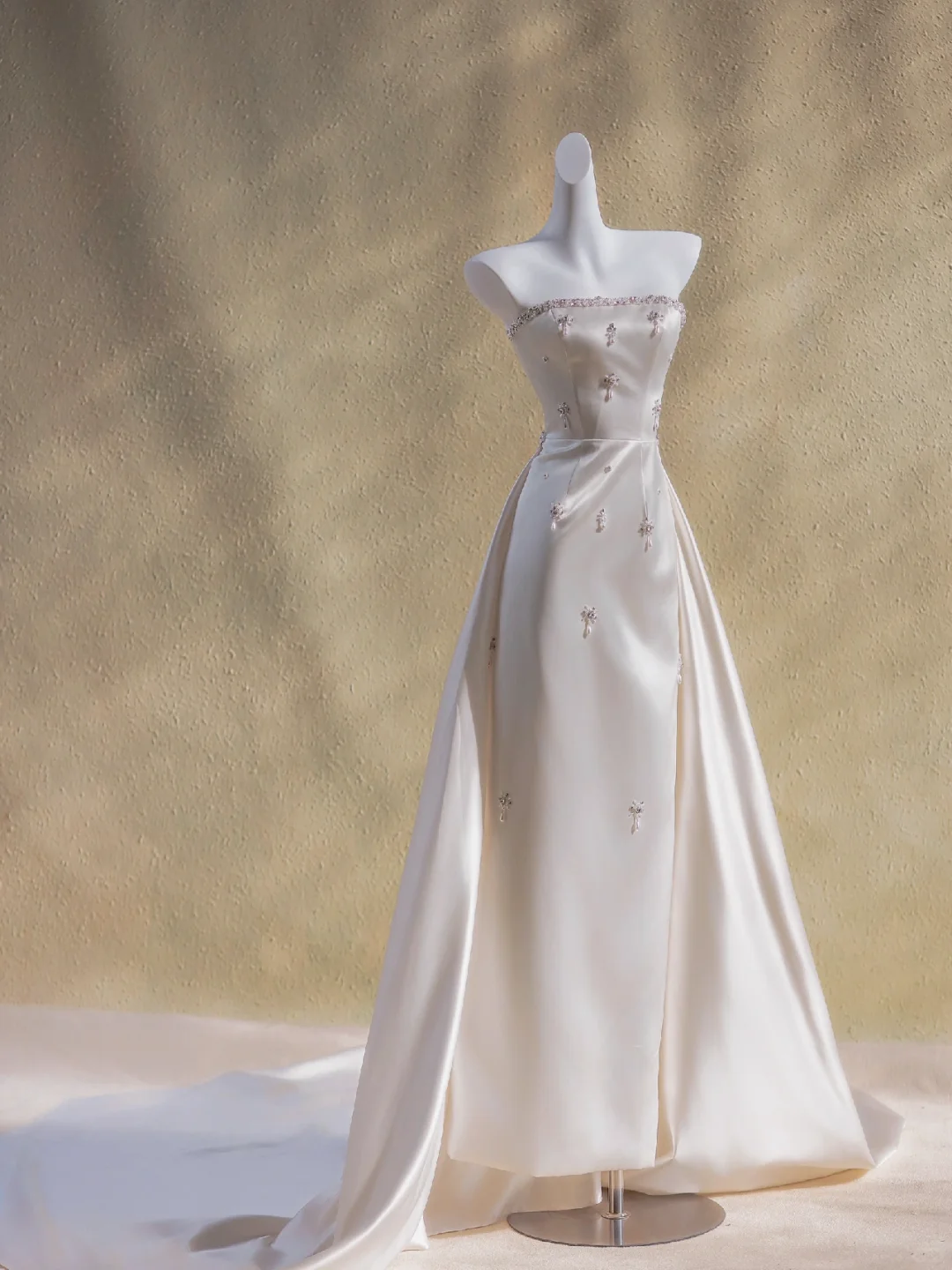 Modest Wedding Dress Sheath Strapless Satin Beads Long Summer Wedding Dresses Bridal Gowns DP1960