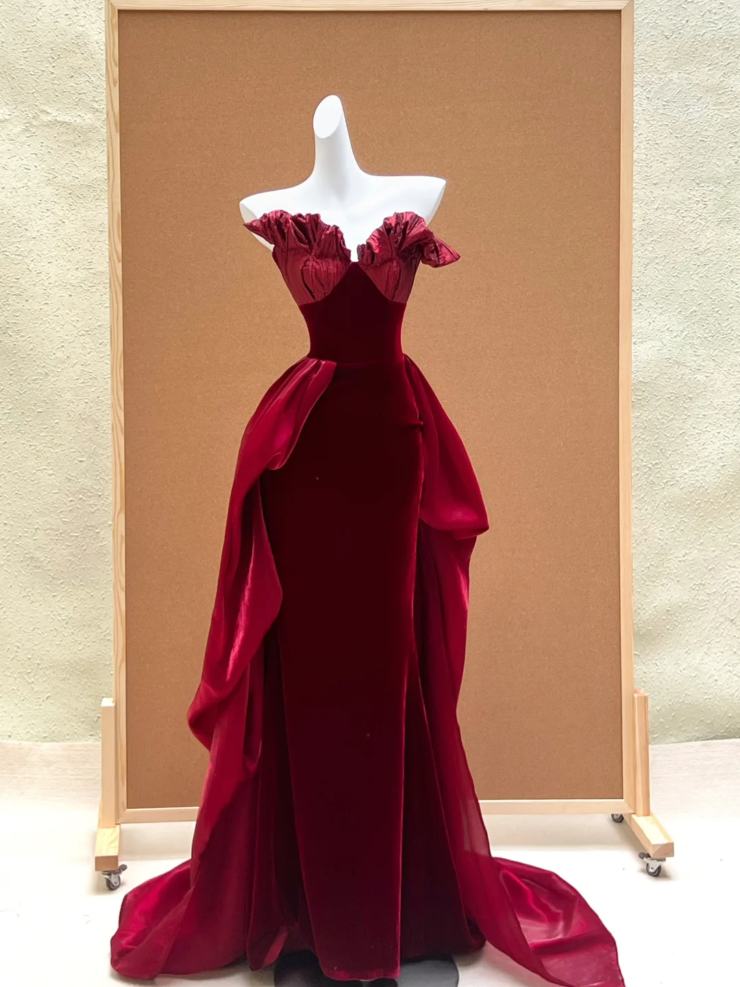 Gorgeous Mermaid Sweetheart Burgundy Velvet 23rd Birthday Dress Prom Dress Birthday Outfits For Women DP2009