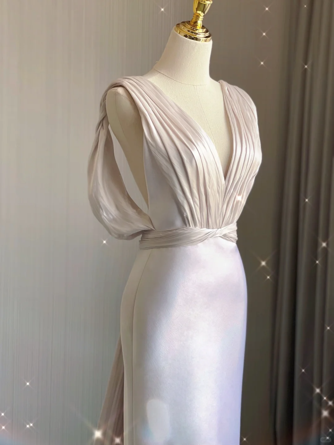 Simple Sheath V Neckline Long Satin Backless Wedding Dresses Brides Dress DP362