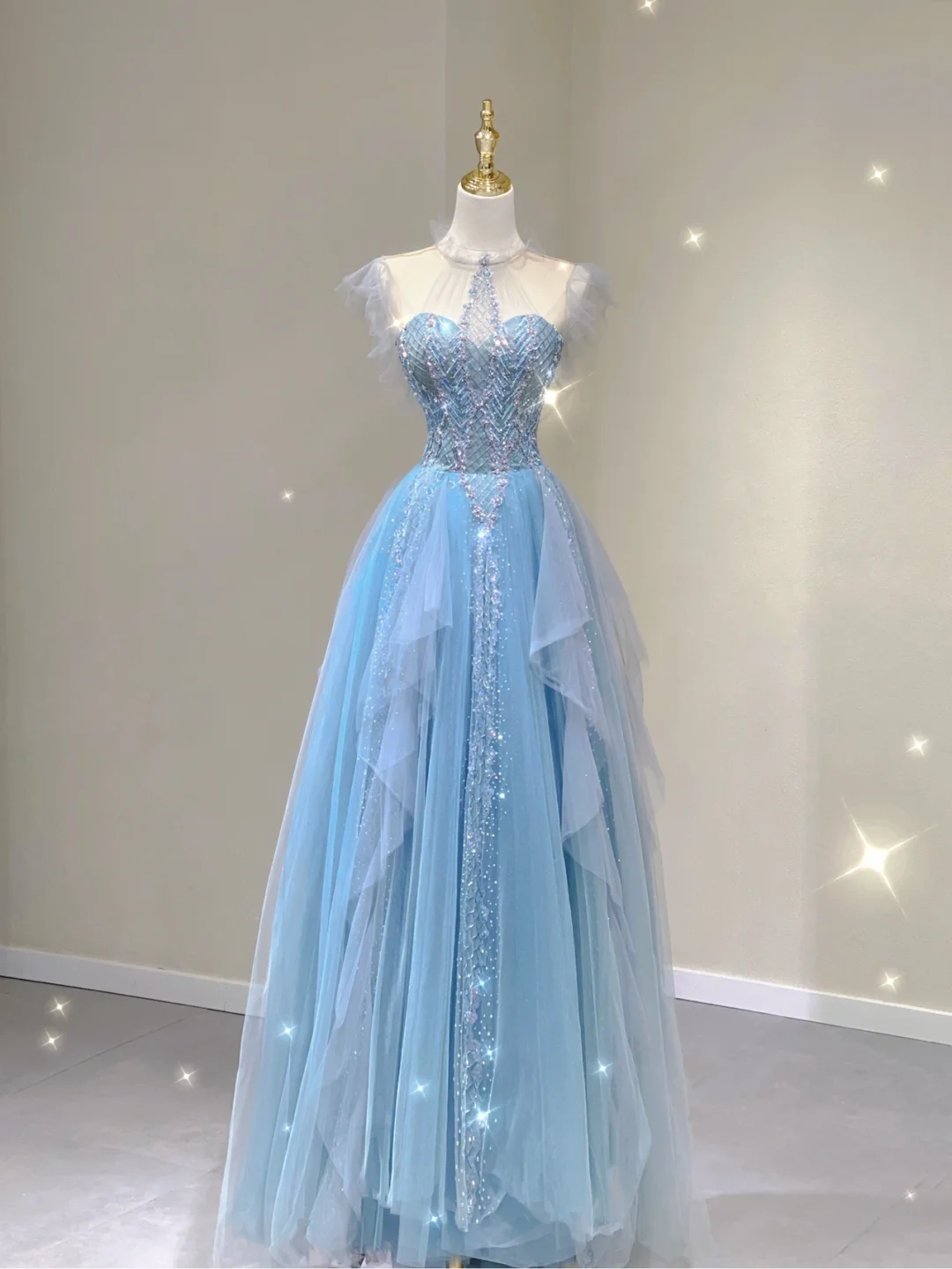 Pretty Ball Gown Scoop Long Prom Dresses Blue Graduation Dress High School Classy Evening Dresses DP389