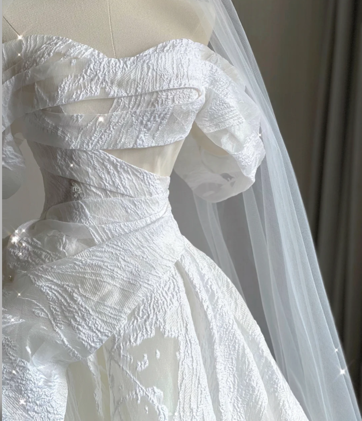 Timeless Ball Gown Off The Shoulder Satin Long White Summer Wedding Dresses Brides Dress DP423