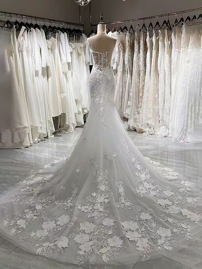 Stunning Mermaid Sweetheart Lace Appliques Wedding Dress With Train DP607