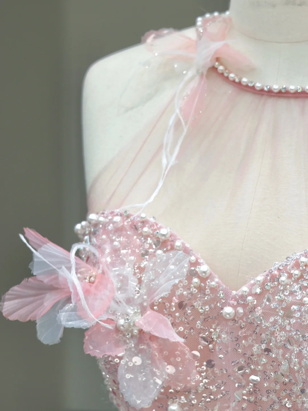 Stunning Ball Gown High Neckline Pink Sequin Long Prom Dress Party Dress Graduation Dresses DP804