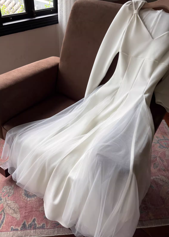 French style white A-line long-sleeved dress ED01082