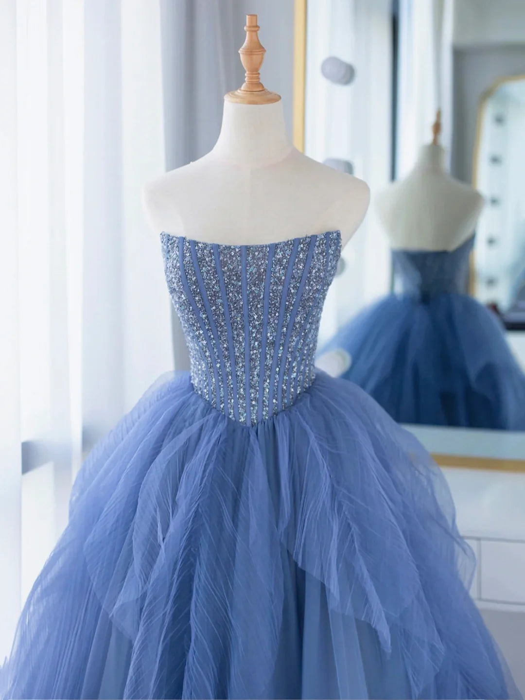 Beautiful A-line Blue Strapless Tulle Sequins Long Prom Dresses ED01269