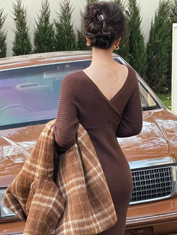 French retro Klein blue V neck hip-wrapped knitted dress ED0203