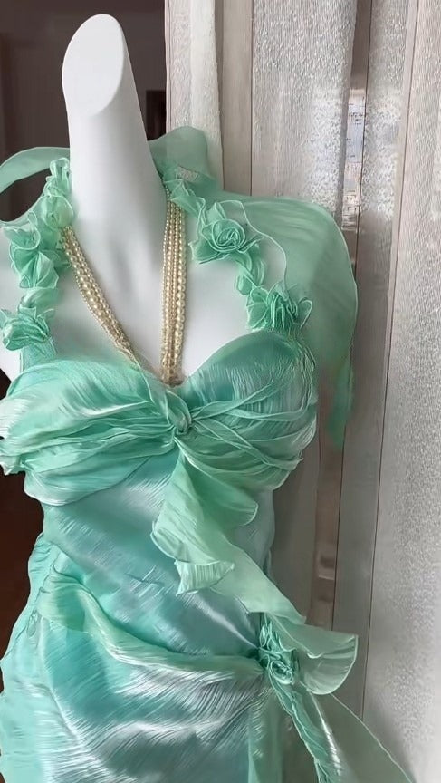 Gorgeous Green Chiffon Satin Sheath Party Dresses Halter Neck 3D Applique Cocktail Dress ED02084