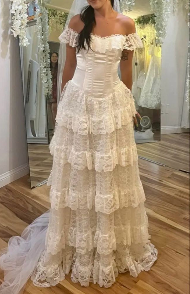 Elegant White Off Shoulder Tulle Lace A-line Wedding Dress ED02101