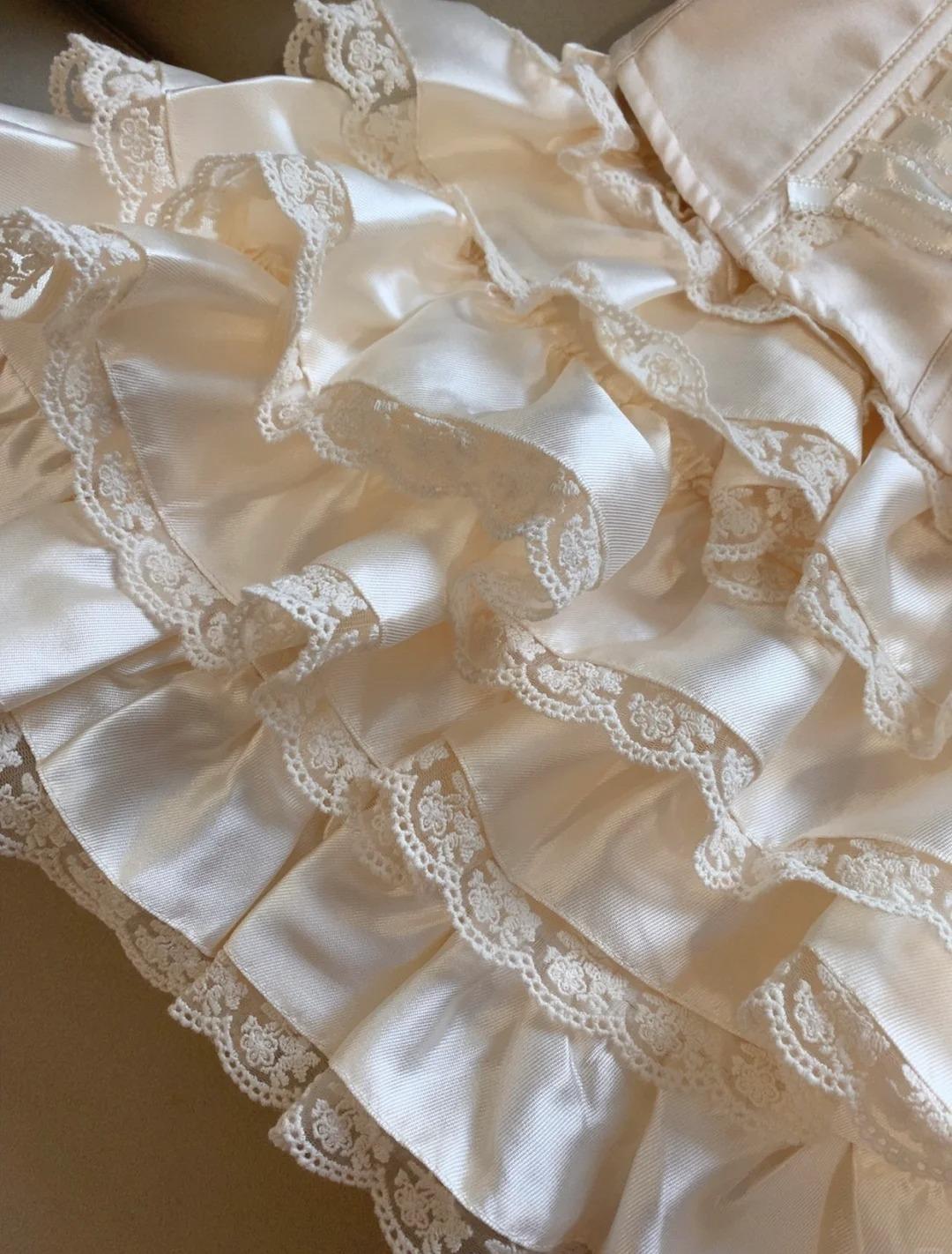 Princess-Inspired Spaghetti Straps Satin Lace Satin Short Prom Dresses Cute A-Line Two-Piece Homecoming Dress ED02124