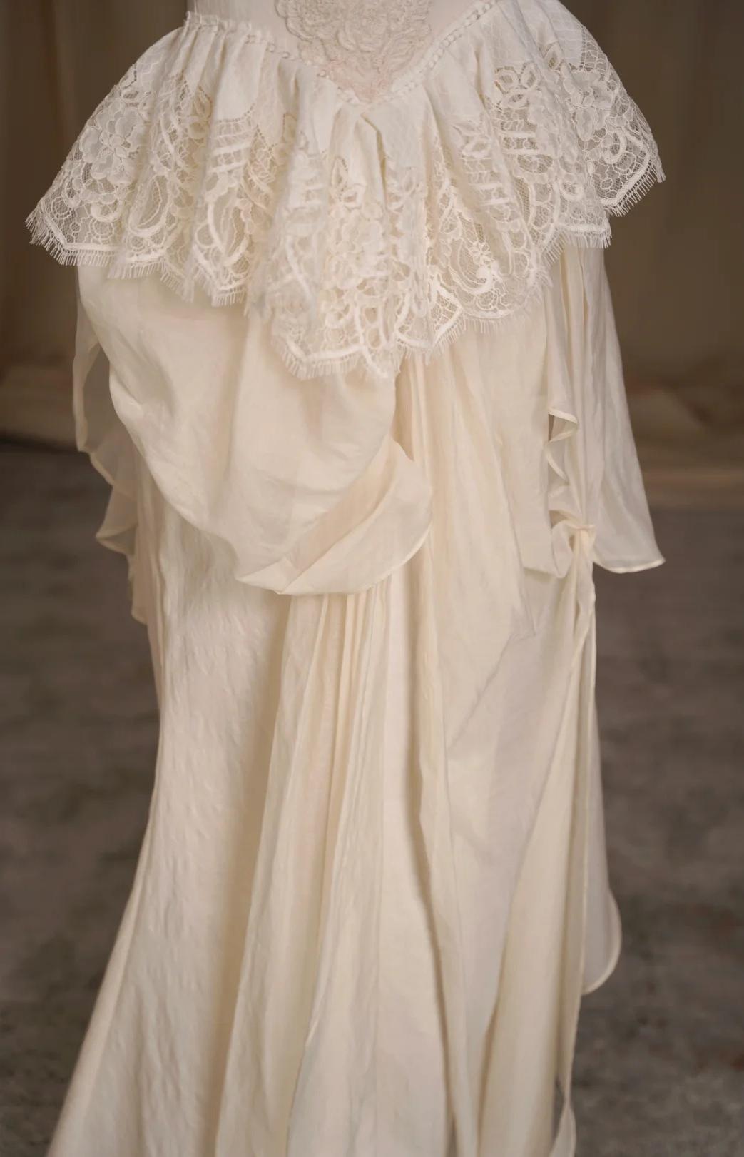 Elegant Tulle Lace Strapless Two-piece Evening Dress Simple Wedding Dress ED02126