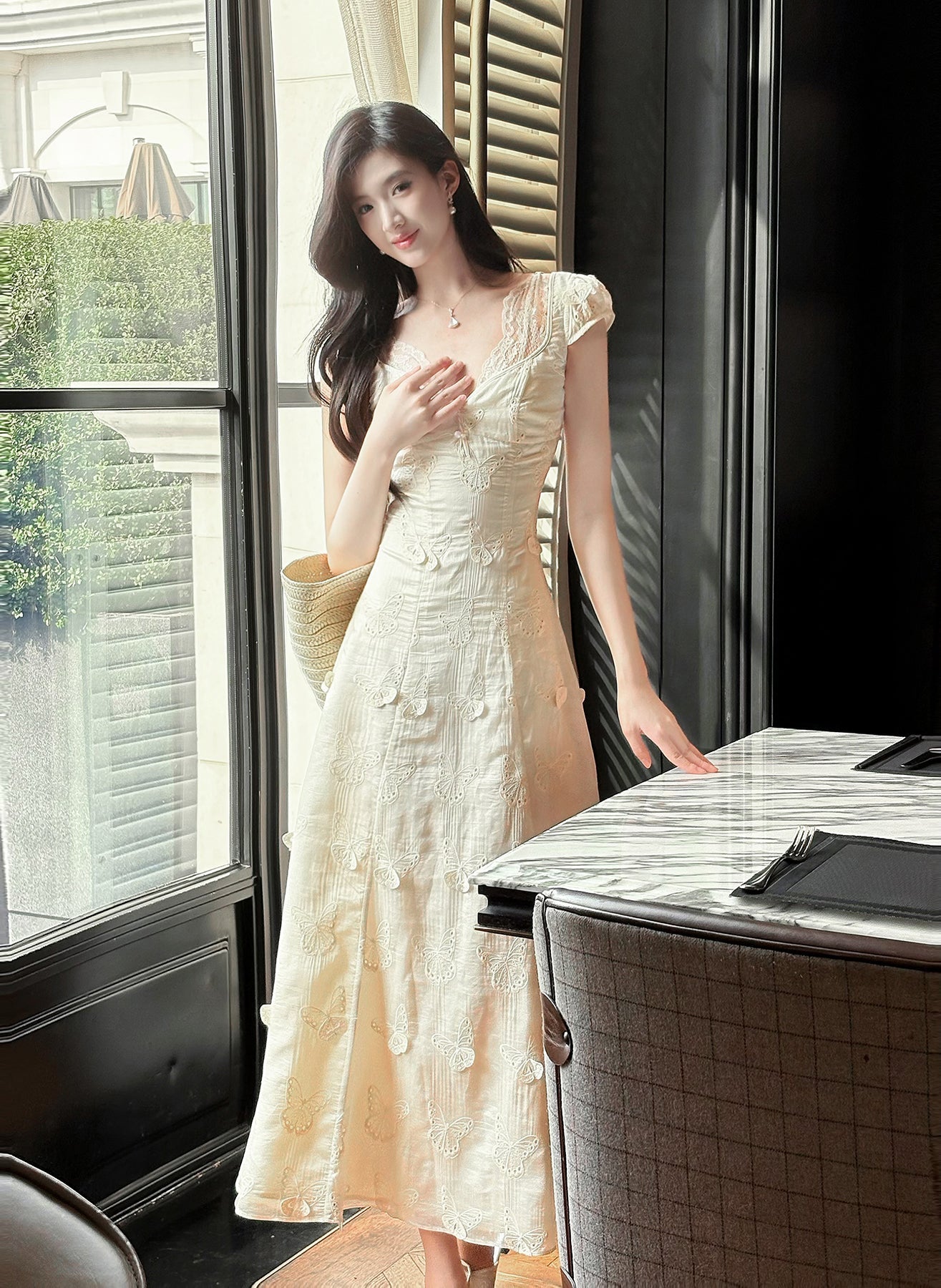 Hollow Butterfly Embroidery Dress French Summer Vacation Waist Gentle Dress ED02249