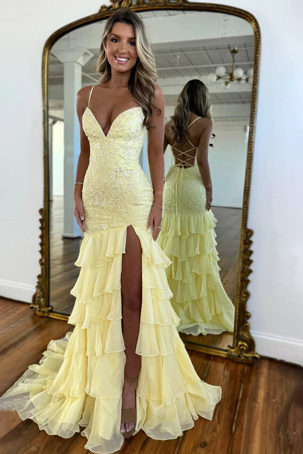 Stunning Lilac Mermaid Spaghetti Straps Silt Prom Dress Backless Lace Applique Evening Dress with Ruffles ED02271