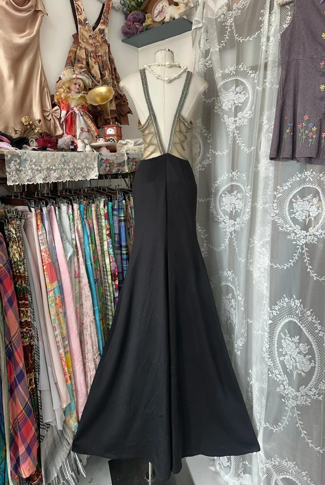 Glam Black Scoop Sheath Chiffon Long Prom Dresses Backless Formal Evening Gowns ED02420