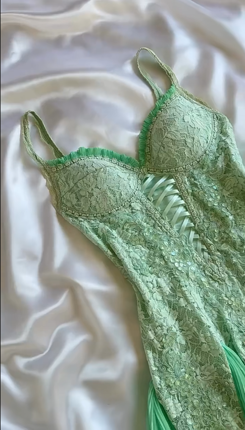 Gorgeous Green Spaghetti Straps A-Line Lace Chiffon Short Prom Dresses ED02506