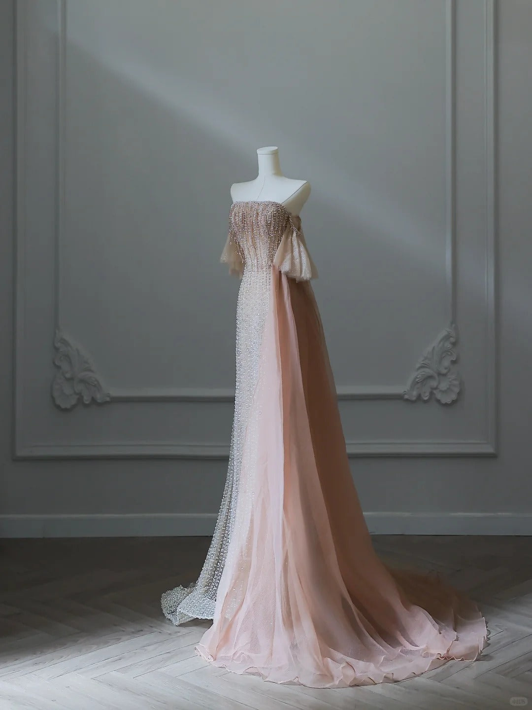 Stunning Light Champagne Strapless A-Line Tulle Beading Long Prom Dresses Formal Evening Gowns ED02556