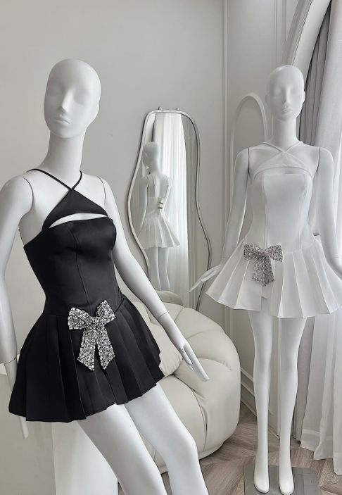 Fashion Black Halter A-Line Satin Pleated Short Evening Dress Elegant Party Dress ED03080