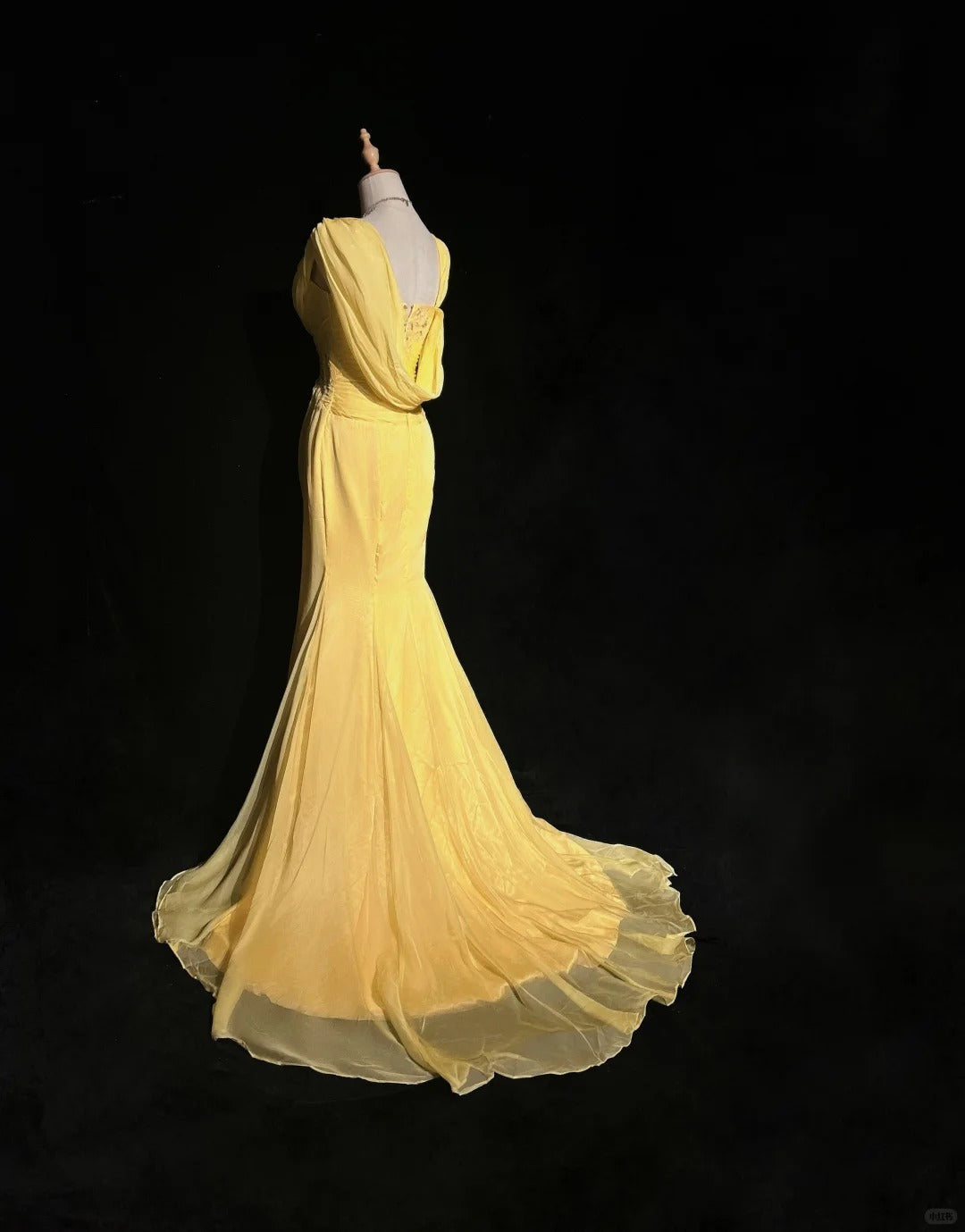 Glamour Yellow Spaghetti Straps Sheath Tulle Long Prom Dresses Formal Evening Gowns ED03161