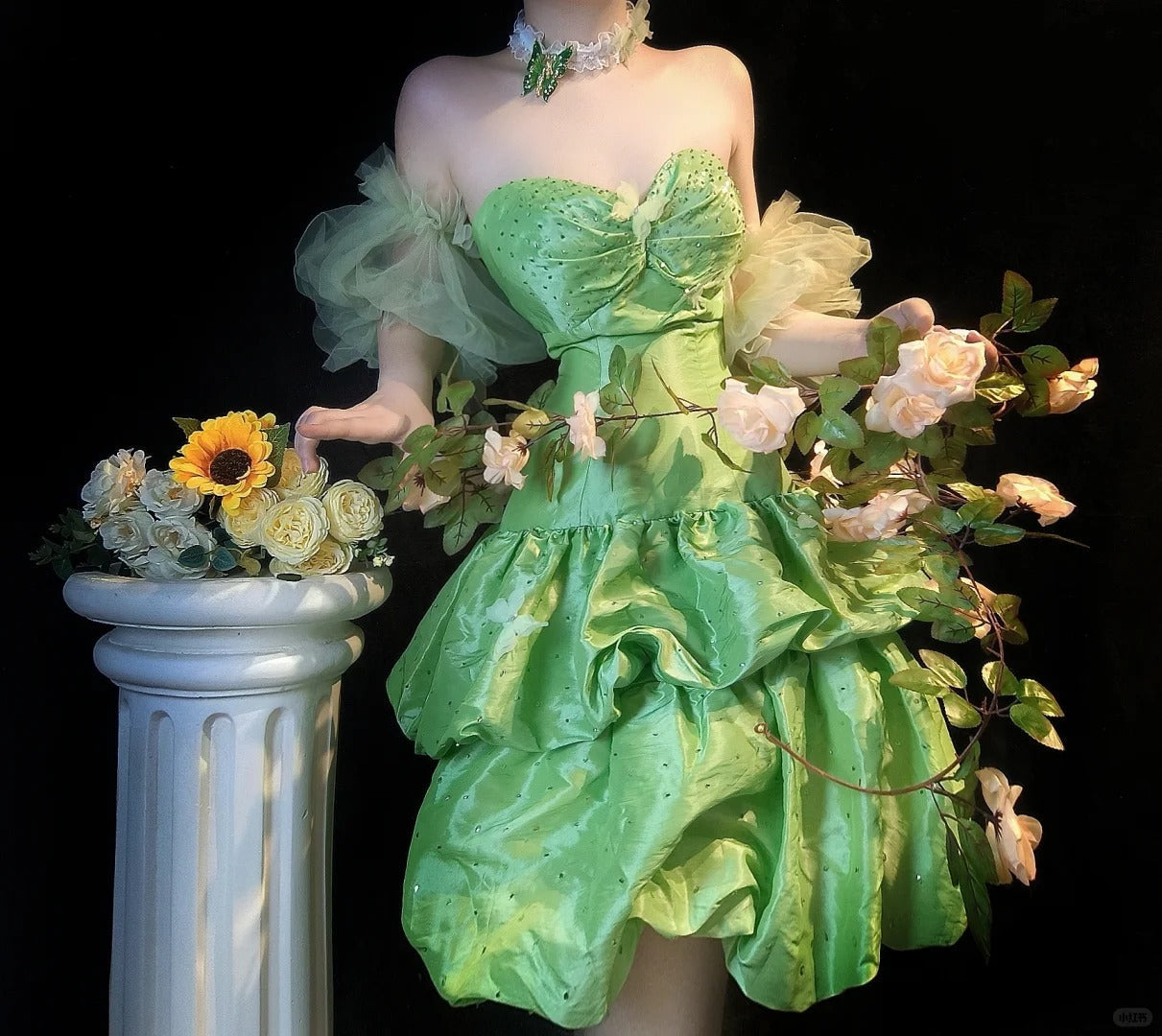 Fairytale Green Sweetheart Neck A-Line Satin Short Prom Dresses ED03199