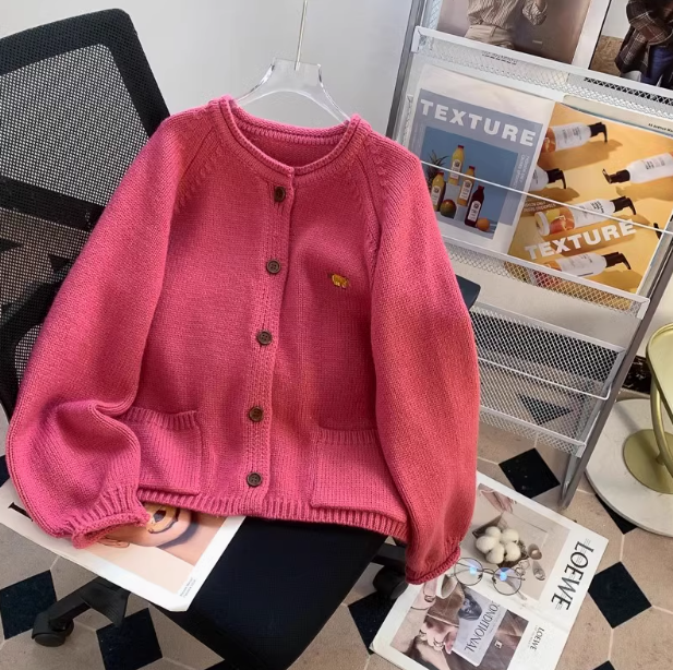 Vintage Embroidered Crew neck Loose Cardigan Sweater ED0448