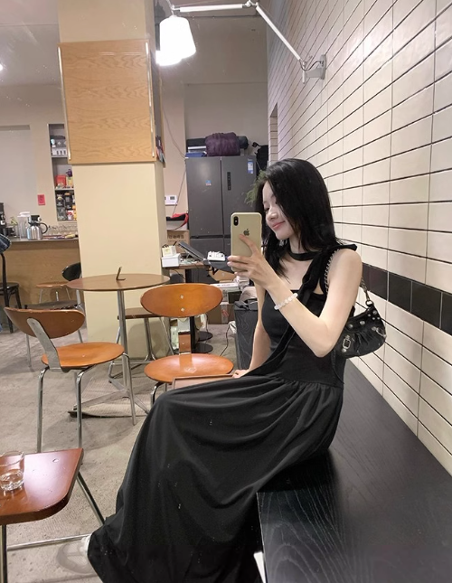 French style gentle halter neck suspender dress ED0512