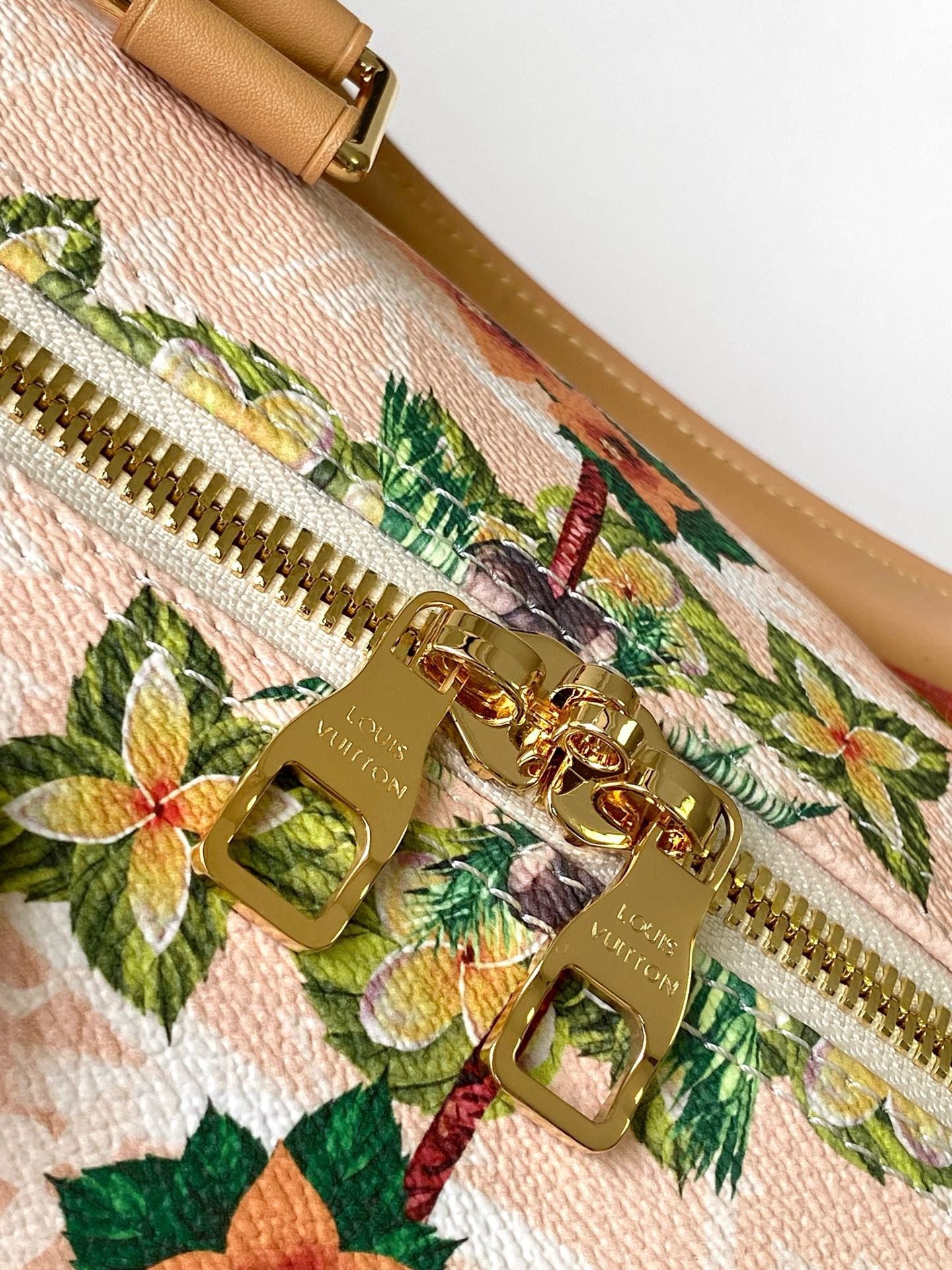 Louis Vuitton M25002 Keepall Bandoulière 50