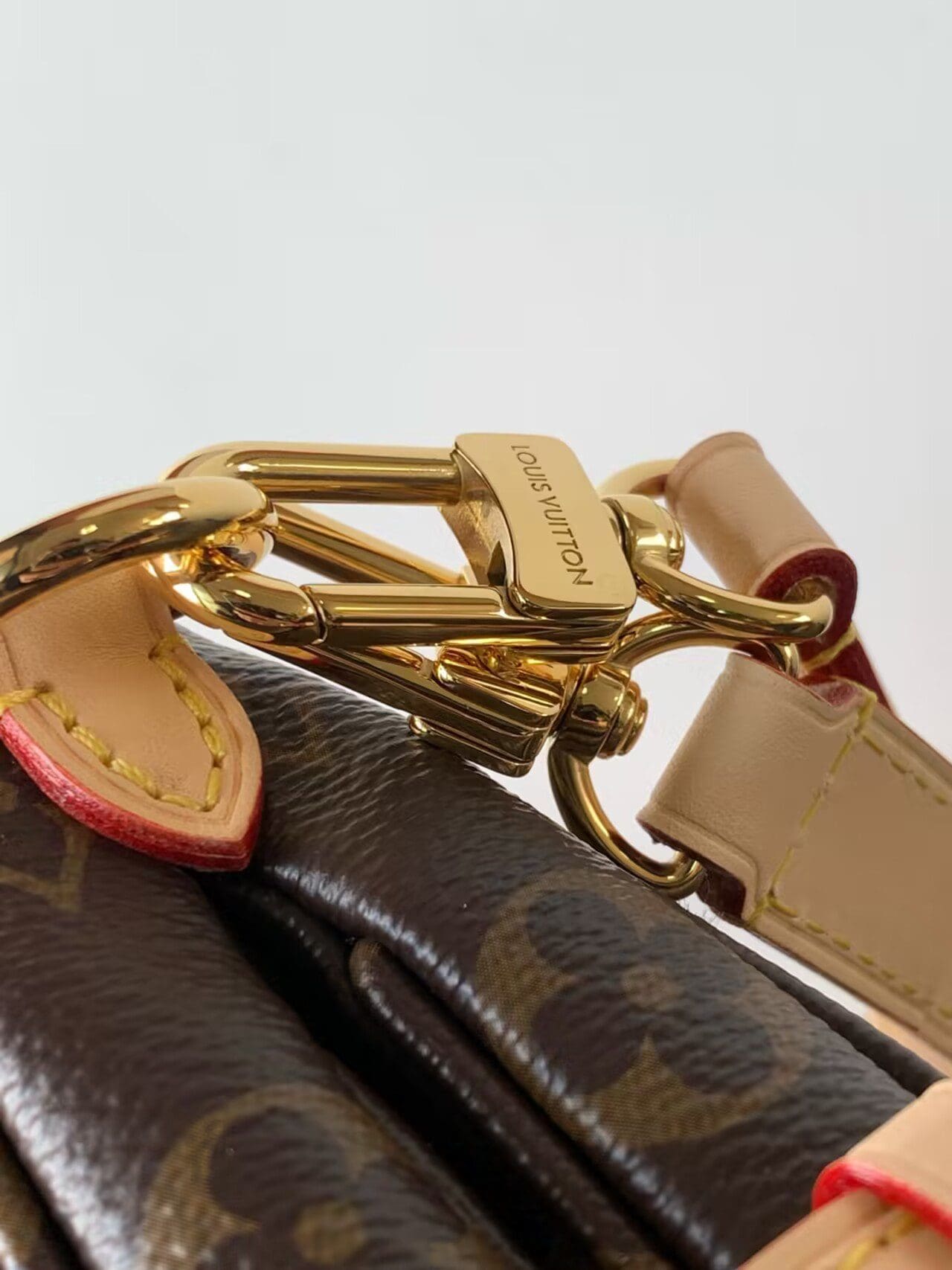 Louis Vuitton M46740 Saumur BB